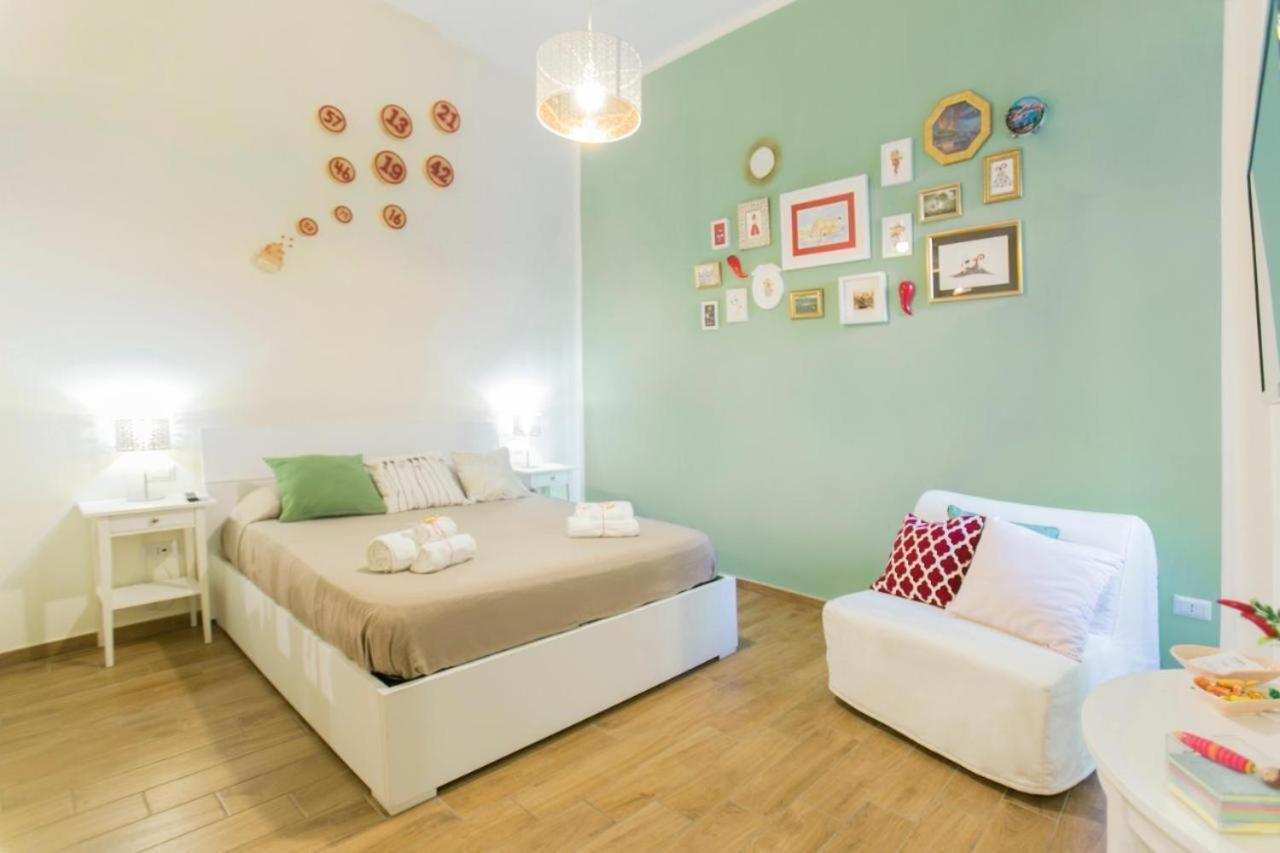 Casetta Partenopea Holiday House Napoli Eksteriør bilde